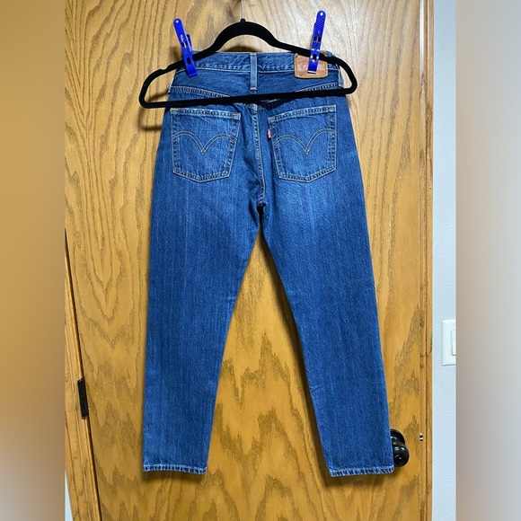 LEVIS 501 T - DISTRESSED JEANS SIZE W28 L26 - EUC - Picture 8 of 8